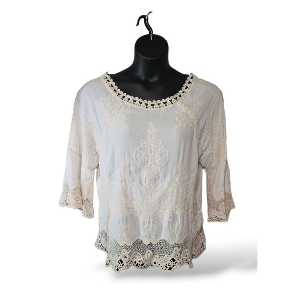 Spiaggia Dolce White Boho Embroidered Cold Shoulder Lace Trim Top - Size M